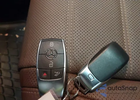 2024 Mercedes-Benz Gle 450 4Matic z USA, uszkodzony, nr VIN 4JGFB5KB7RB102585